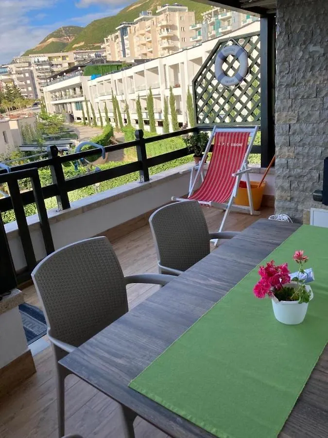 Apartment Aldi'S Guest House Vlore