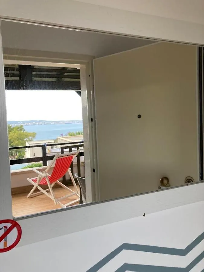 Aldi'S Guest House Vlore 0*,  Albania