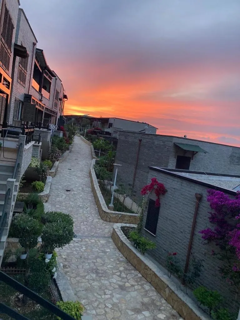 Aldi'S Guest House Vlore Apartment