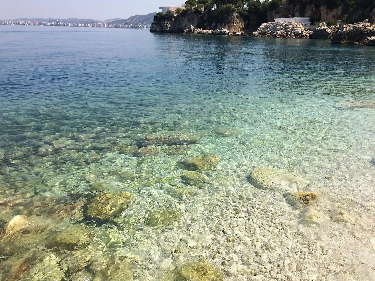 Apartment Aldi'S Guest House Vlore