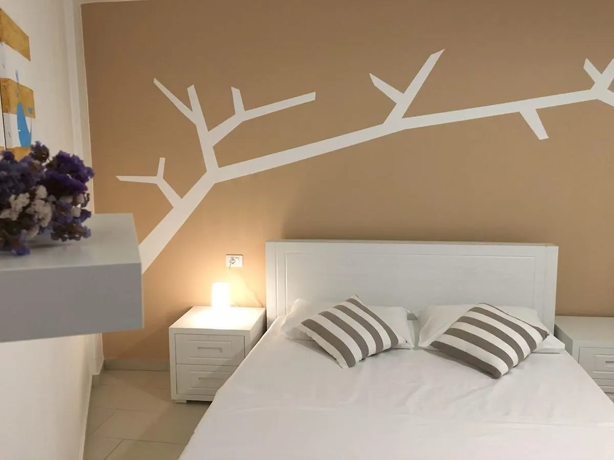 Aldi'S Guest House Vlore